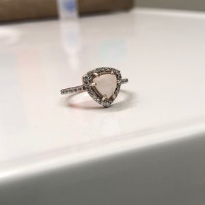 Beautiful Rose Quartz ring